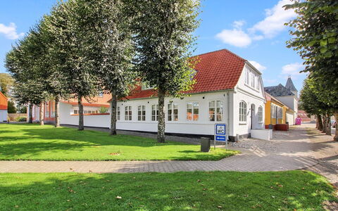 Reeta - 32Km from the Sea: Roof, House, Land Lot, Home, Cottage, Estate, Garden Buildings, Shade, Log Cabin, Landscaping