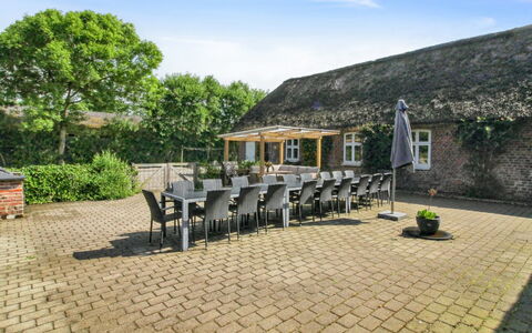 Tilla - 600M from the Sea: Blue, Shrub, Cottage, Groundcover, Garden, Estate, Shade, Landscaping, Farmhouse, Eco Hotel