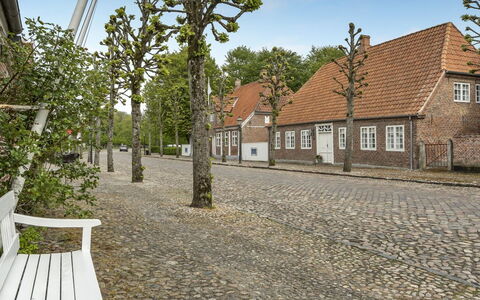 Ajna - 9.8Km from the Sea: Estate, Farm