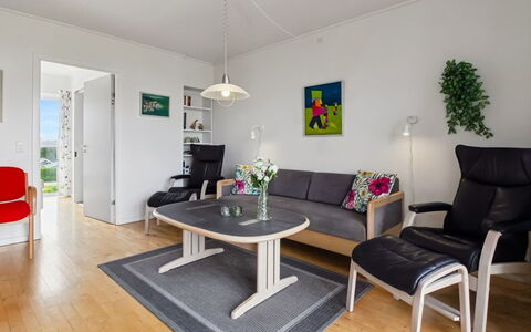 Sofija: Furniture, Interior Design, Flooring, Floor, Couch, Wood, Table, Living Room, Room, Ceiling
