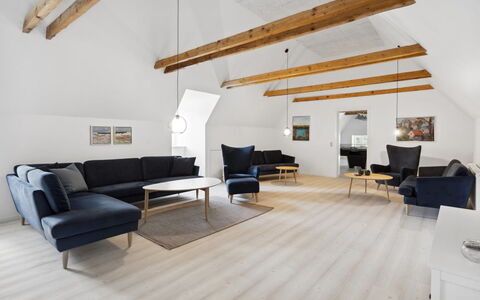 Thordis: Roof, House, Home, Cottage, Door, Siding, Deck, Porch, Plank, Hardwood