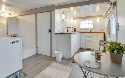 Segut: Furniture, Interior Design, Chair, Flooring, Table, Resort, Floor, Ceiling, Room, Eco Hotel