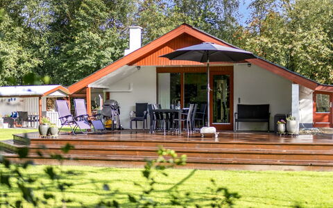 Carlene - 25Km from the Sea: Furniture, Interior Design, Flooring, Wood, Floor, Ceiling, Wood Flooring, Chair, Table, Lighting