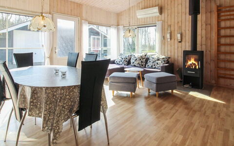 Edy - 25Km from the Sea: Furniture, Flooring, Interior Design, Wood, Wood Flooring, Floor, Ceiling, Living Room, Home, Laminate Flooring