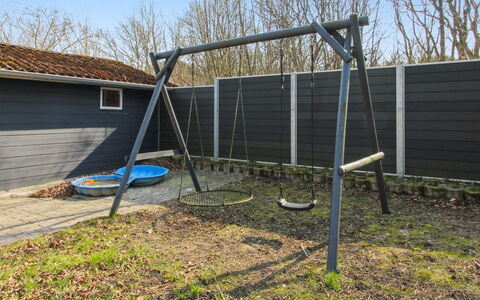 Edy - 25Km from the Sea: Outdoor Play Equipment, Swing, Playground, Shade, Garden, Yard, Park, Backyard, Net, Chute