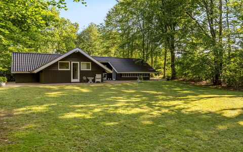 Jaakoppi - 25Km from the Sea: Grass, House, Cottage, Home, Land Lot, Roof, Estate, Lawn, Siding, Farmhouse
