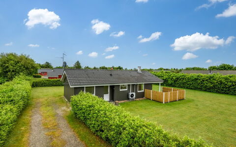 Picabo - 750M to the Fjord: House, Roof, Home, Cottage, Rural Area, Lawn, Estate, Farmhouse, Garden, Yard