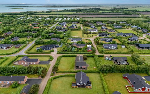 Picabo - 750M to the Fjord: Landscape, Residential Area, Plain, Land Lot, Roof, Bird'S-Eye View, Estate, Suburb, Field, Aerial Photography