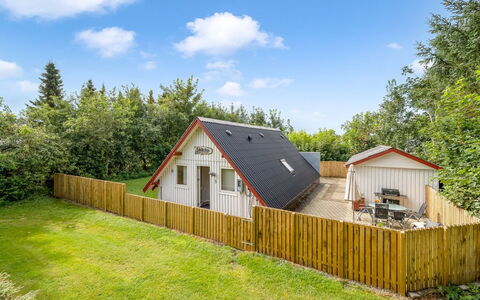 Dorthe - 300M to the Fjord: Furniture, Interior Design, Flooring, Wood, Floor, Ceiling, Wood Flooring, Chair, Table, Lighting