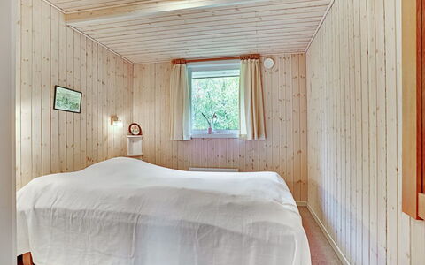 Leny - 450M to the Fjord: Wood, Flooring, Bedroom, Floor, Ceiling, Interior Design, Bed, Room, Bed Sheet, Bedding
