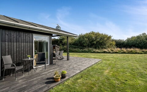 Holm - 700M to the Fjord: Cottage, Home, House, Roof, Porch, Estate, Siding, Garden Buildings, Farmhouse, Yard