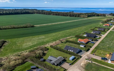 Holm - 700M to the Fjord: Cottage, Home, House, Roof, Porch, Estate, Siding, Garden Buildings, Farmhouse, Yard