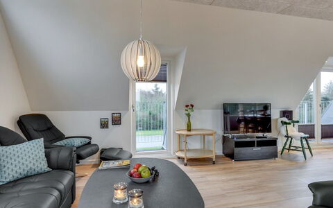Timotej - 75M to the Fjord: Interior Design, Furniture, Flooring, Wood, Ceiling, Floor, Home, Lighting, Living Room, Room