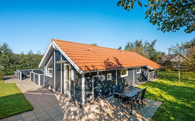 Thit - 1.2Km to the Fjord