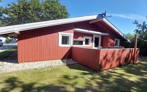 Annik - 980M to the Fjord: Roof, House, Cottage, Home, Hardwood, Wood Stain, Yard, Garden Buildings, Siding, Backyard