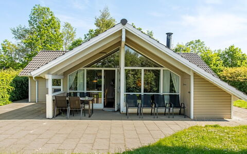Isving - 1.1Km to the Fjord: House, Home, Cottage, Estate, Yard, Farmhouse, Siding, Garden Buildings, Porch