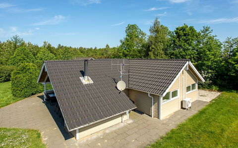 Isving - 1.1Km to the Fjord: House, Home, Cottage, Estate, Yard, Farmhouse, Siding, Garden Buildings, Porch
