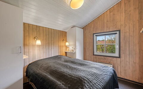 Martina - 560M to the Fjord: Wood, Interior Design, Ceiling, Flooring, Floor, Bedroom, Light Fixture, Lighting, Room, Bed