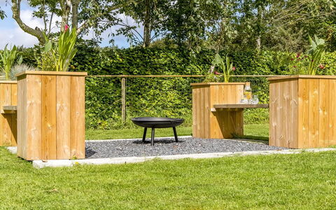 Gretje - 650M to the Fjord: Wood, Wood Stain, Garden, Hardwood, Plank, Plywood, Backyard, Flowerpot, Lumber