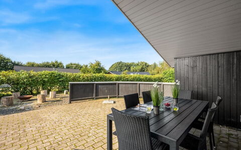 Robertha - 800M to the Fjord: Home, Shade, Furniture, Garden, Landscaping, Chair, Hardwood, Estate, Yard, Patio