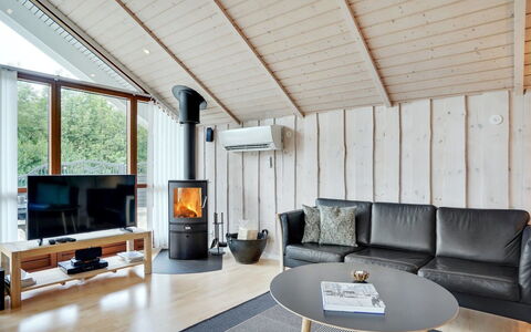 Chermeine - 1.2Km to the Fjord: Flooring, Wood, Interior Design, Floor, Furniture, Ceiling, Home, Living Room, Room, Wood Flooring