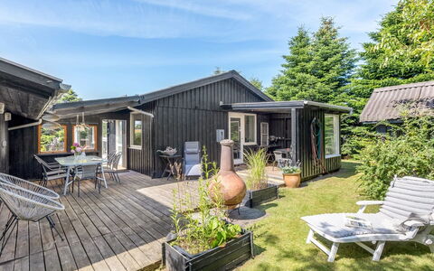Cristal - 400M to the Fjord: Cottage, Shed, Hut, Farmhouse, Prairie, Shack, Barn, Log Cabin, Garden Buildings