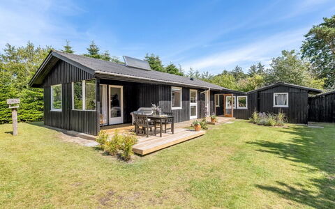 Cristal - 400M to the Fjord: Cottage, Shed, Hut, Farmhouse, Prairie, Shack, Barn, Log Cabin, Garden Buildings