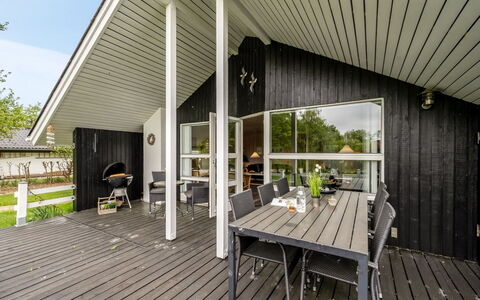 Wenche - 600M to the Fjord: Roof, House, Home, Cottage, Door, Siding, Deck, Porch, Plank, Hardwood