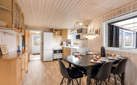 Hoghni - 850M to the Fjord: Wood, Hardwood, Wood Stain, Ceiling, Kitchen, Wood Flooring, Countertop, Kitchen & Dining Room Table, Plank