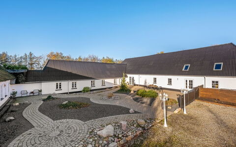 Fintan - 2Km to the Fjord: Residential Area, Shrub, House, Home, Garden, Estate, Shade, Landscaping, Lawn