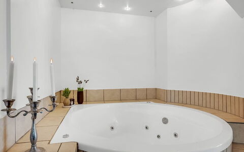 Fintan - 2Km to the Fjord: Interior Design, Bathtub, Wall, Plumbing Fixture, Bathroom, Flooring, Floor, Ceiling, Lighting, Plumbing