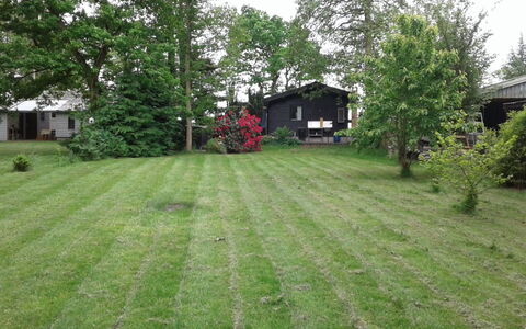 Graa: Roof, House, Land Lot, Home, Cottage, Estate, Garden Buildings, Shade, Log Cabin, Landscaping