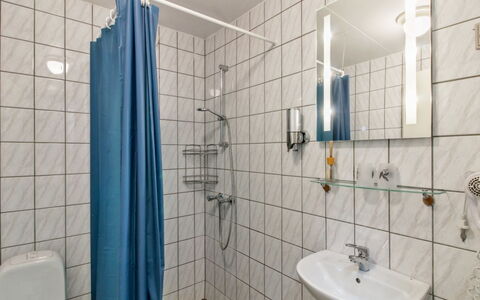 Herman - 22Km from the Sea: Building, House, Window, Home, Roof, Residential Area, Shrub, Cottage, Land Lot