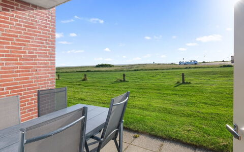 Antomine - 100M from the Sea: Wood, Garden, Backyard, Land Lot, Home, Roof, Shade, Deck, Hardwood, Yard