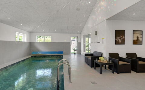 Gabriele - 17Km from the Sea: Roof, Home, Door, Cottage, Shade, Siding, Yard, Estate, Backyard