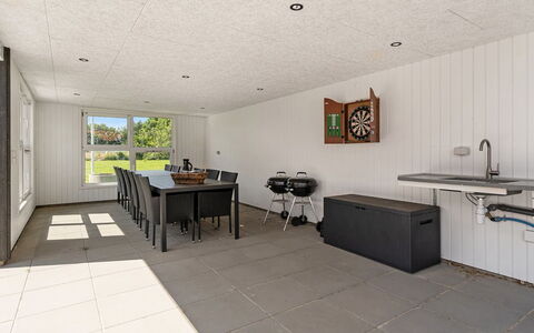 Gabriele - 17Km from the Sea: Roof, Home, Door, Cottage, Shade, Siding, Yard, Estate, Backyard