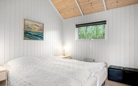 Ketilbiorn - 1.2Km to the Fjord: Wood, Bedroom, Bed, Flooring, Ceiling, Bed Sheet, Floor, Bedding, Interior Design, Bed Frame