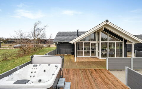 Gertrude - 1.1Km to the Fjord: Deck, Design, Hardwood, Winter, Swimming Pool, Daylighting, Plank, Log Cabin, Outdoor Structure, Siding