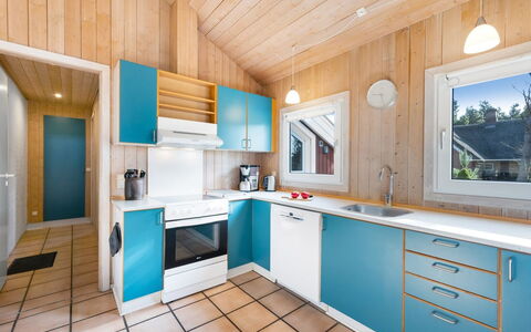 Luciane - 2.5Km from the Sea: Cottage, Backyard, Yard, Garden Buildings, Shed, Siding, Outdoor Furniture, Log Cabin, Outdoor Structure, Shack