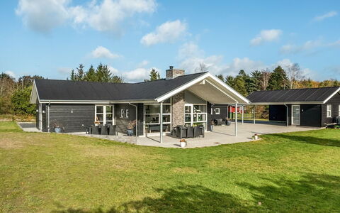 Geri - 700M from the Sea: Roof, House, Home, Cottage, Door, Siding, Deck, Porch, Plank, Hardwood