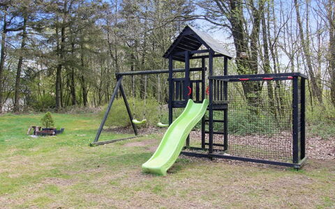 Eckhart - 30Km from the Sea: Playground Slide, Outdoor Play Equipment, Chute, Playground, Park, Backyard, Fence