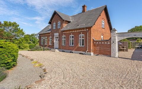 Dvonta - 170M from the Sea: Roof, Home, Door, Cottage, Shade, Siding, Yard, Estate, Backyard