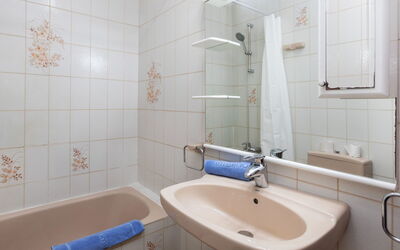 Accommodation:&nbsp;Acantilados 721.1