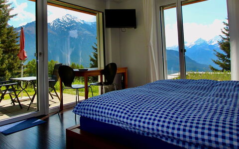Raschainas Lenzerheide: Sky, Plant, Furniture, Property, Window, Azure, Chair, Shade, Interior Design