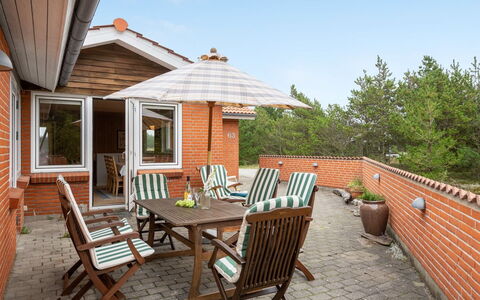 Lisemarie - 800M from the Sea: Wood, Roof, Architecture, Home, House, Cottage, Siding, Hardwood, Slope, Estate