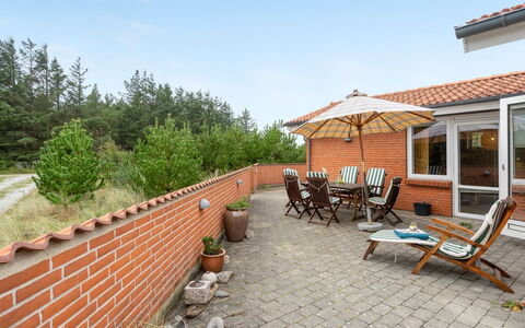 Lisemarie - 800M from the Sea: Wood, Roof, Architecture, Home, House, Cottage, Siding, Hardwood, Slope, Estate