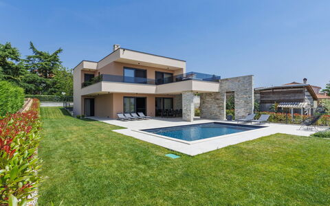 Prudensia: Sky, Plant, Building, Rectangle, Swimming Pool, Grass, Window, Urban Design, Condominium, Residential Area