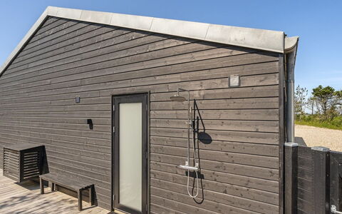 Grimar - 600M from the Sea: Cottage, Shed, Hut, Farmhouse, Prairie, Shack, Barn, Log Cabin, Garden Buildings