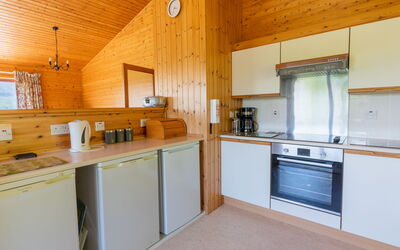 Accommodation:&nbsp;Achmony Number 10 120.4