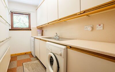 Accommodation:&nbsp;Achmony Secluded Westend 121.2